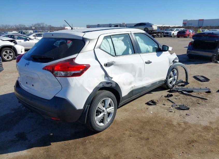 Photo 4 of 2020 Nissan Kicks S XTRONIC CVT (VIN 3N1CP5BV3LL564265)