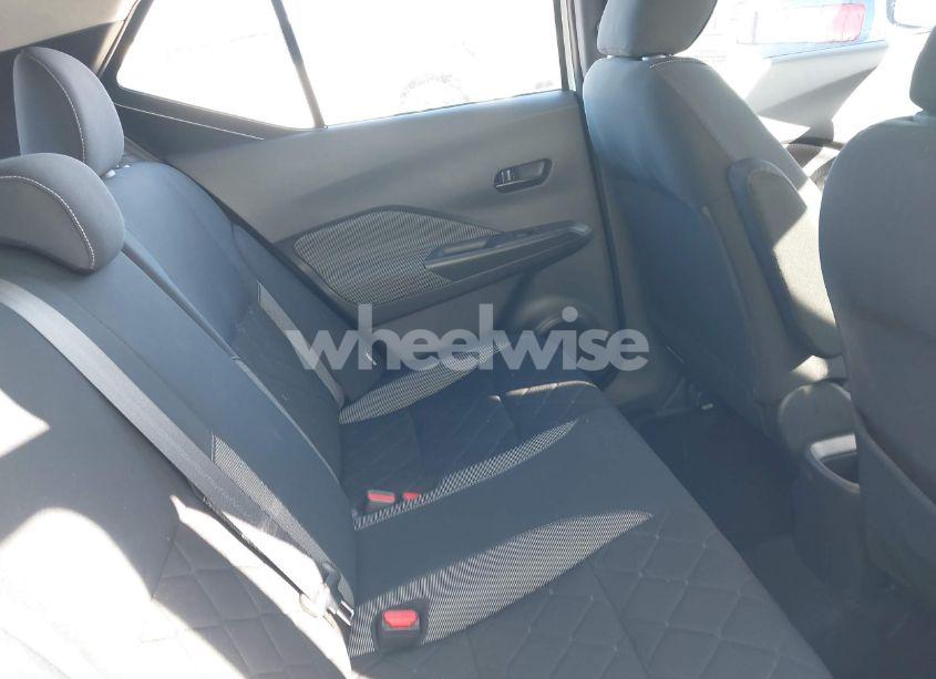 Photo 8 of 2020 Nissan Kicks S XTRONIC CVT (VIN 3N1CP5BV3LL564265)