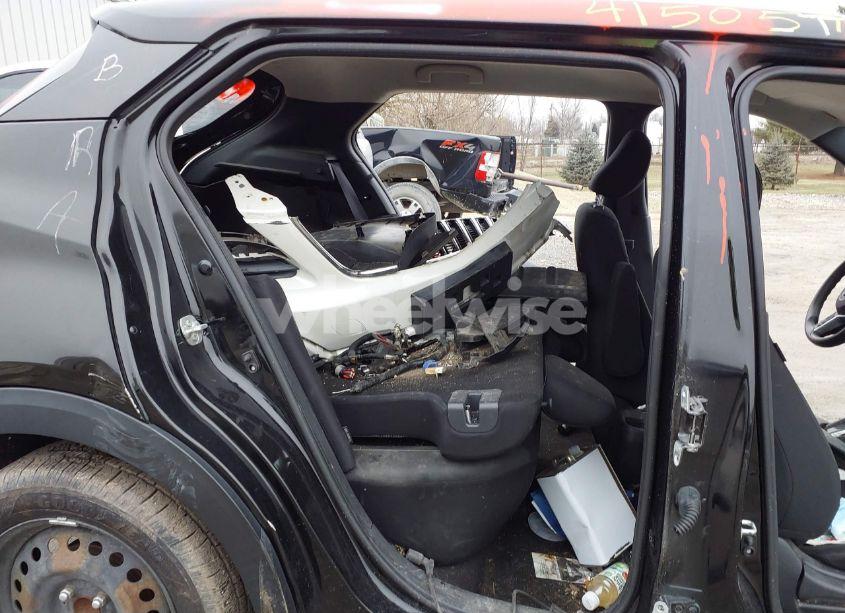 Photo 8 of 2020 Nissan Kicks S XTRONIC CVT (VIN 3N1CP5BV3LL578571)