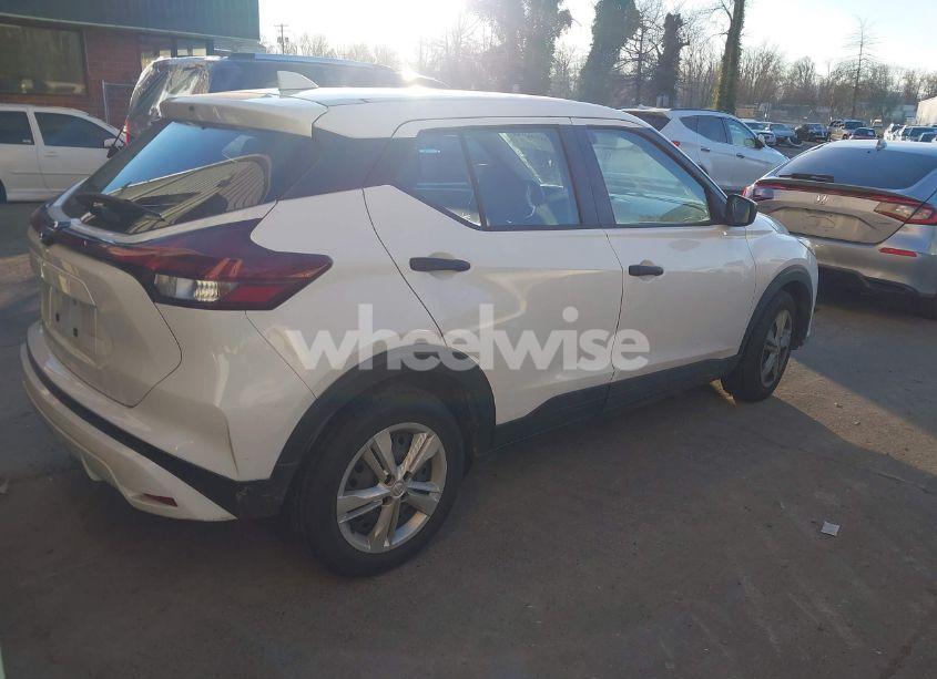 Photo 4 of 2021 Nissan Kicks S XTRONIC CVT (VIN 3N1CP5BV3ML501829)