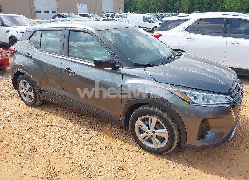 2021 Nissan Kicks S XTRONIC CVT (VIN 3N1CP5BV3ML537164) main photo