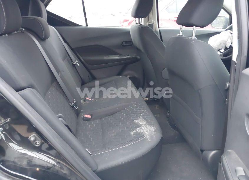 Photo 8 of 2021 Nissan Kicks S XTRONIC CVT (VIN 3N1CP5BV3ML540713)