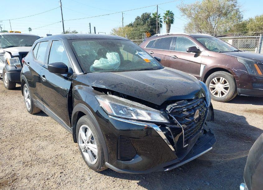 2022 Nissan Kicks S XTRONIC CVT (VIN 3N1CP5BV3NL521676) main photo