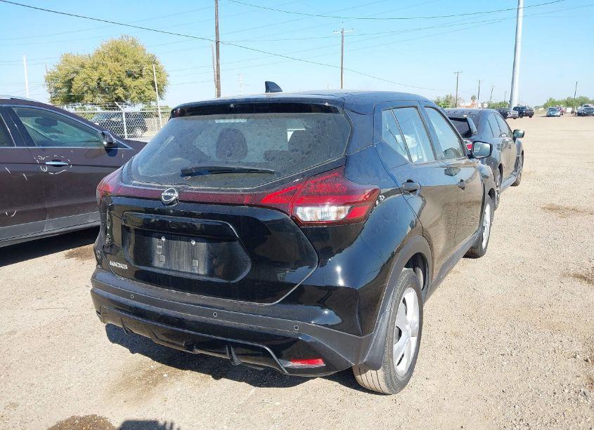 Photo 4 of 2022 Nissan Kicks S XTRONIC CVT (VIN 3N1CP5BV3NL521676)