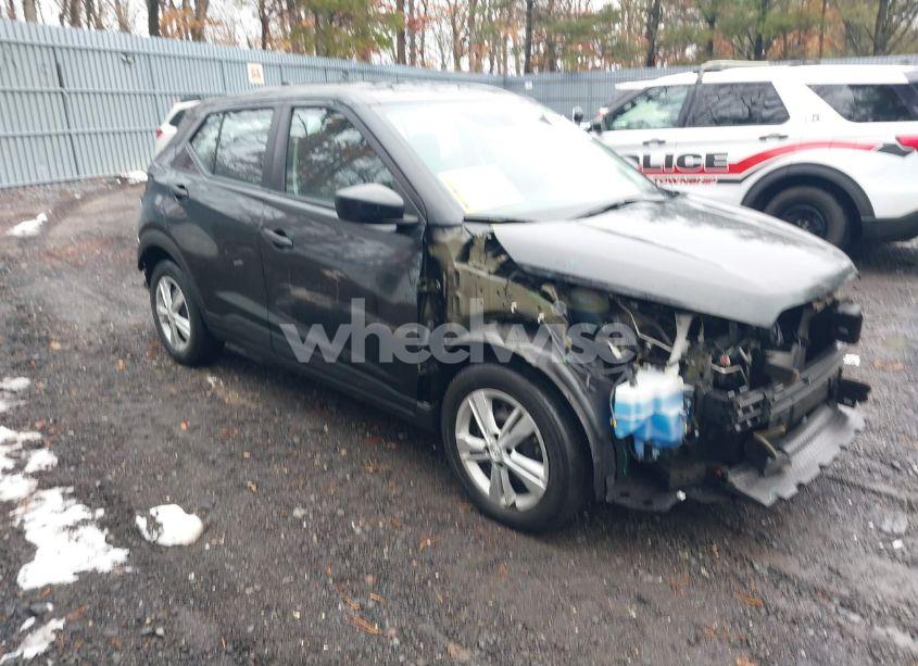 2022 Nissan Kicks S XTRONIC CVT (VIN 3N1CP5BV3NL531608) main photo