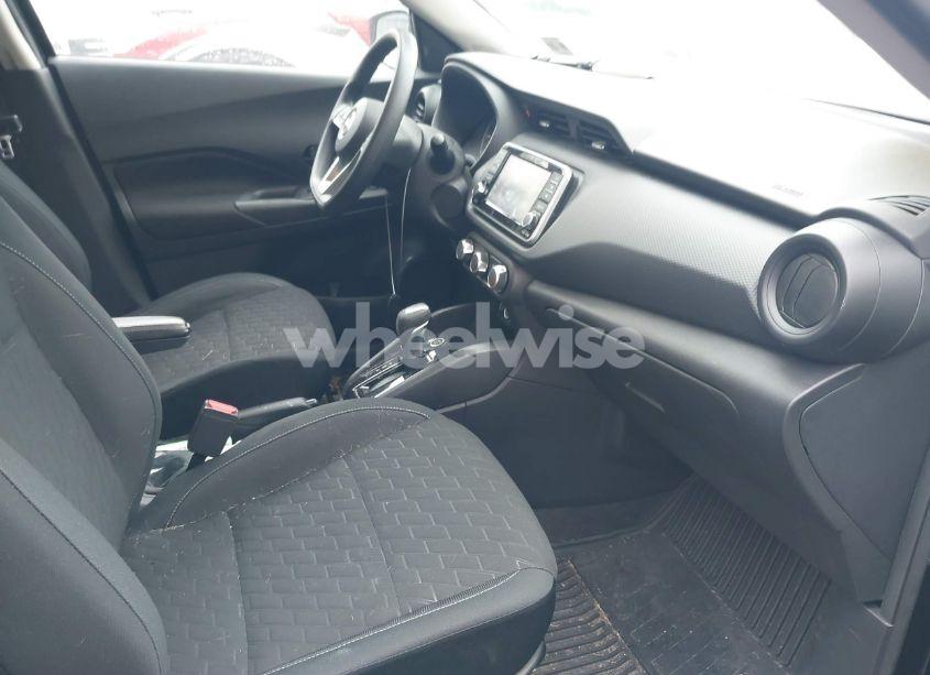 Photo 5 of 2022 Nissan Kicks S XTRONIC CVT (VIN 3N1CP5BV3NL531608)