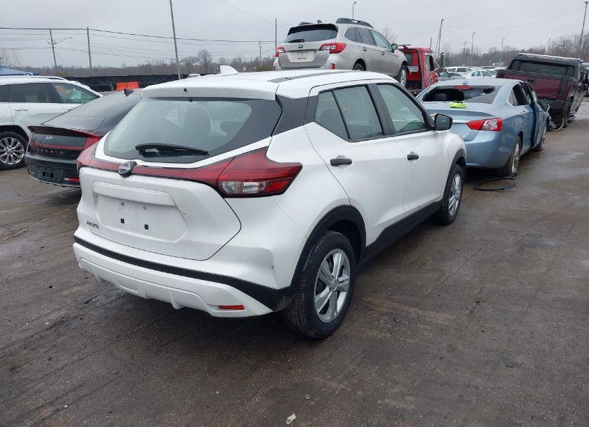 Photo 4 of 2022 Nissan Kicks S XTRONIC CVT (VIN 3N1CP5BV3NL531639)