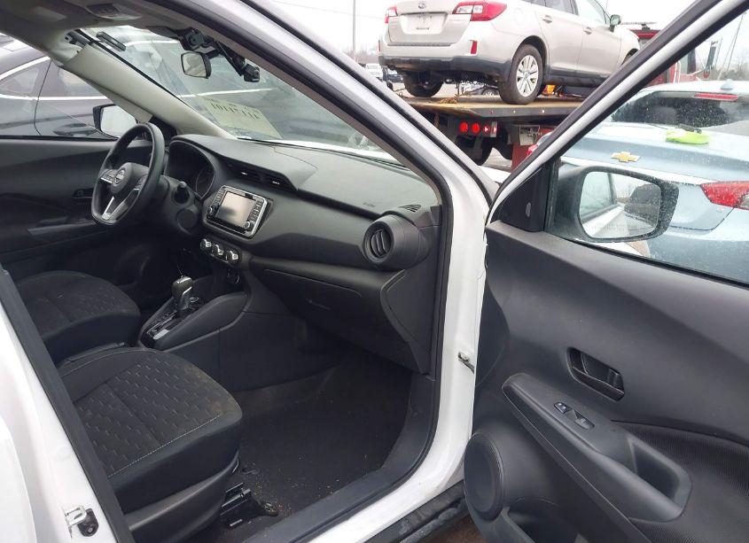 Photo 5 of 2022 Nissan Kicks S XTRONIC CVT (VIN 3N1CP5BV3NL531639)