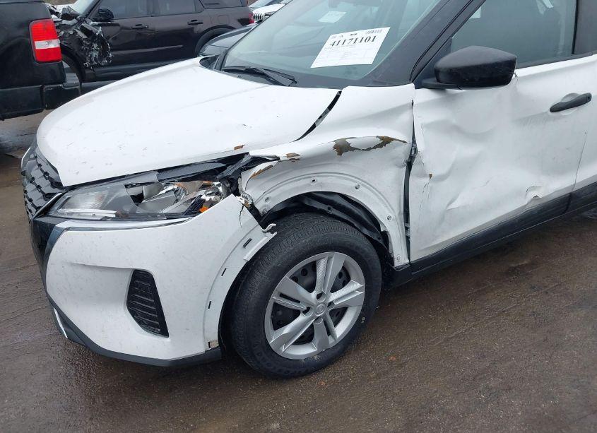 Photo 6 of 2022 Nissan Kicks S XTRONIC CVT (VIN 3N1CP5BV3NL531639)