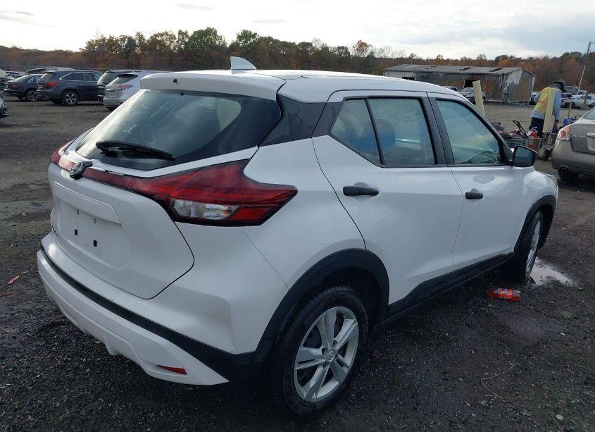Photo 4 of 2023 Nissan Kicks S XTRONIC CVT (VIN 3N1CP5BV3PL511703)