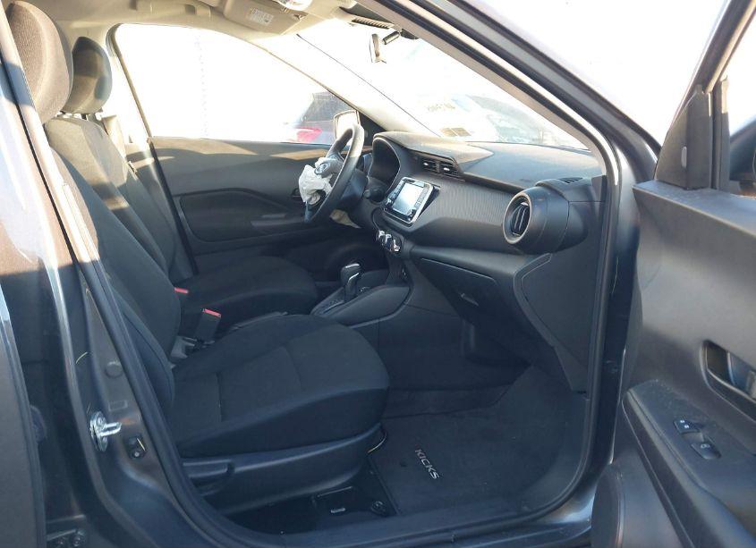 Photo 5 of 2024 Nissan Kicks S XTRONIC CVT (VIN 3N1CP5BV3RL495229)