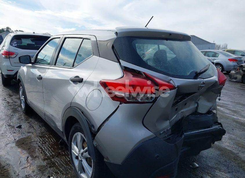 Photo 3 of 2020 Nissan Kicks S XTRONIC CVT (VIN 3N1CP5BV4LL499359)