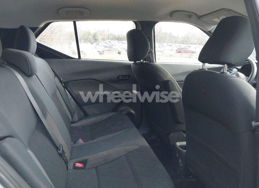 Photo 8 of 2020 Nissan Kicks S XTRONIC CVT (VIN 3N1CP5BV4LL499359)