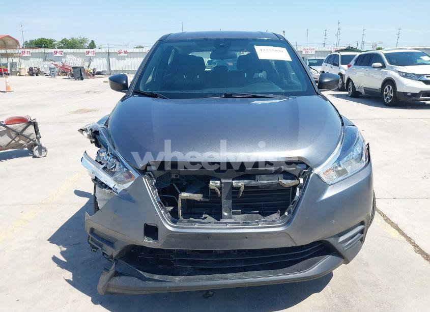 Photo 13 of 2020 Nissan Kicks S XTRONIC CVT (VIN 3N1CP5BV4LL512403)