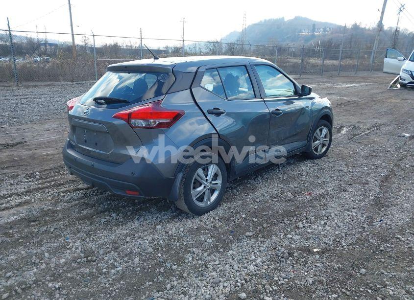 Photo 4 of 2020 Nissan Kicks S XTRONIC CVT (VIN 3N1CP5BV4LL533302)