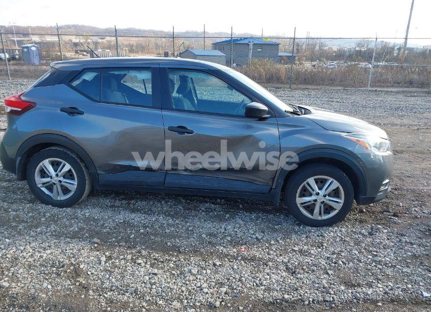 Photo 6 of 2020 Nissan Kicks S XTRONIC CVT (VIN 3N1CP5BV4LL533302)