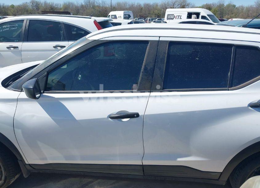 Photo 14 of 2020 Nissan Kicks S XTRONIC CVT (VIN 3N1CP5BV4LL547474)