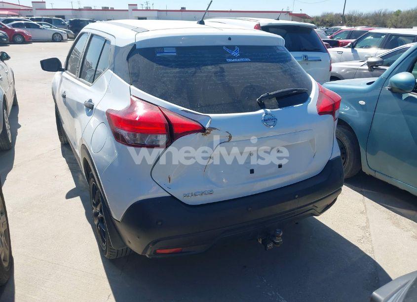 Photo 6 of 2020 Nissan Kicks S XTRONIC CVT (VIN 3N1CP5BV4LL547474)