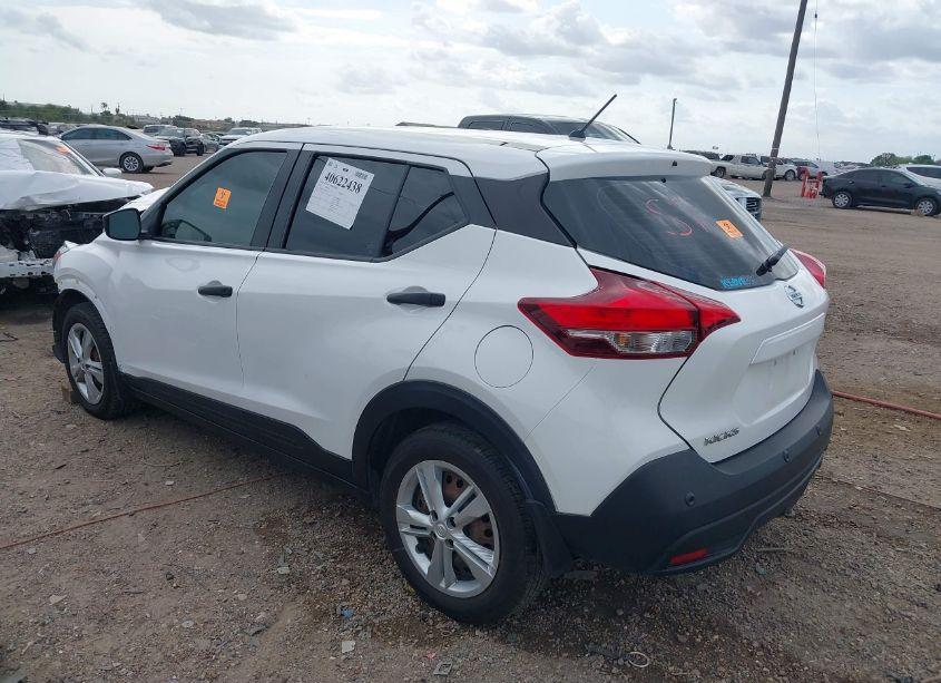 Photo 3 of 2020 Nissan Kicks S XTRONIC CVT (VIN 3N1CP5BV4LL552612)