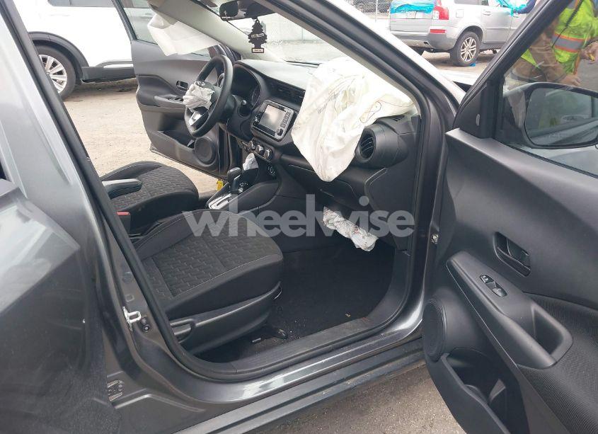 Photo 5 of 2021 Nissan Kicks S XTRONIC CVT (VIN 3N1CP5BV4ML508949)