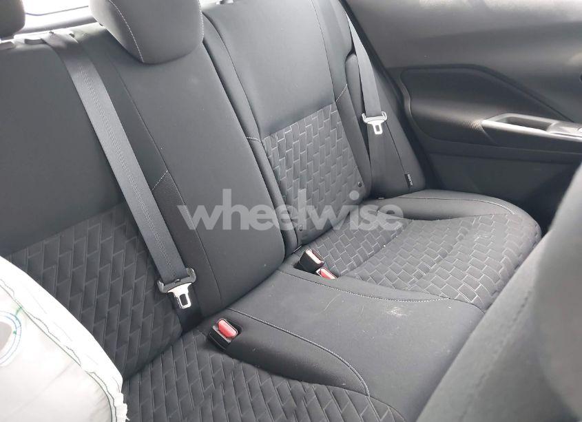 Photo 8 of 2021 Nissan Kicks S XTRONIC CVT (VIN 3N1CP5BV4ML509146)