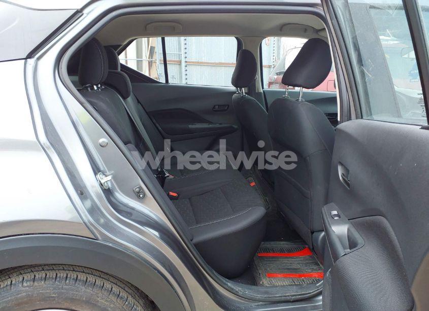 Photo 8 of 2021 Nissan Kicks S XTRONIC CVT (VIN 3N1CP5BV4ML530966)