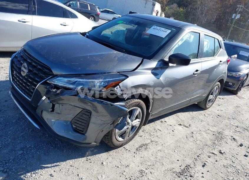 Photo 2 of 2022 Nissan Kicks S XTRONIC CVT (VIN 3N1CP5BV4NL475338)