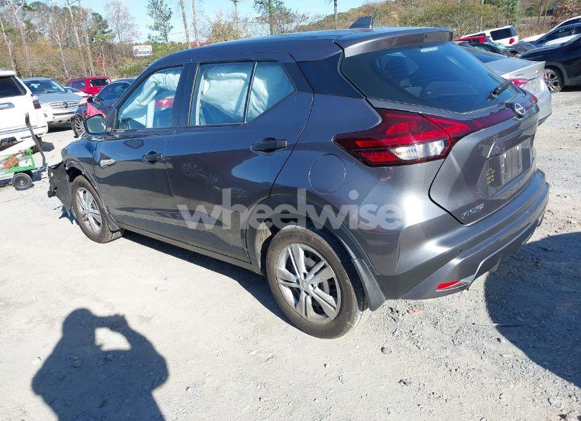 Photo 3 of 2022 Nissan Kicks S XTRONIC CVT (VIN 3N1CP5BV4NL475338)
