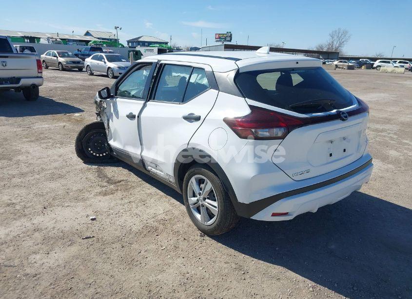 Photo 3 of 2022 Nissan Kicks S XTRONIC CVT (VIN 3N1CP5BV4NL489062)