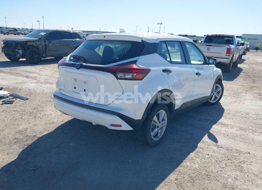 Photo 4 of 2022 Nissan Kicks S XTRONIC CVT (VIN 3N1CP5BV4NL489062)