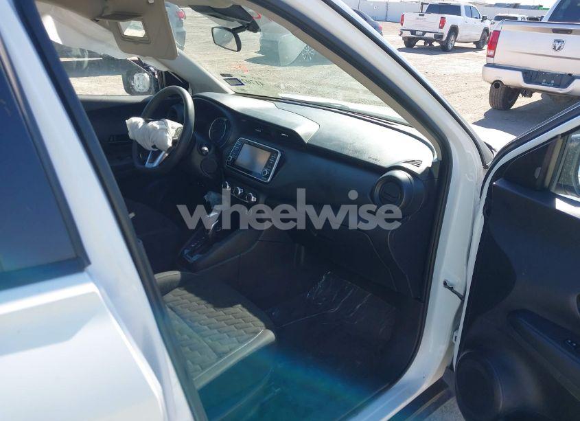 Photo 5 of 2022 Nissan Kicks S XTRONIC CVT (VIN 3N1CP5BV4NL489062)