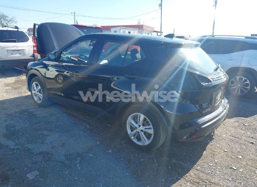 Photo 3 of 2022 Nissan Kicks S XTRONIC CVT (VIN 3N1CP5BV4NL492253)