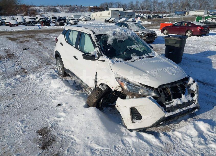 2022 Nissan Kicks S XTRONIC CVT (VIN 3N1CP5BV4NL527471) main photo