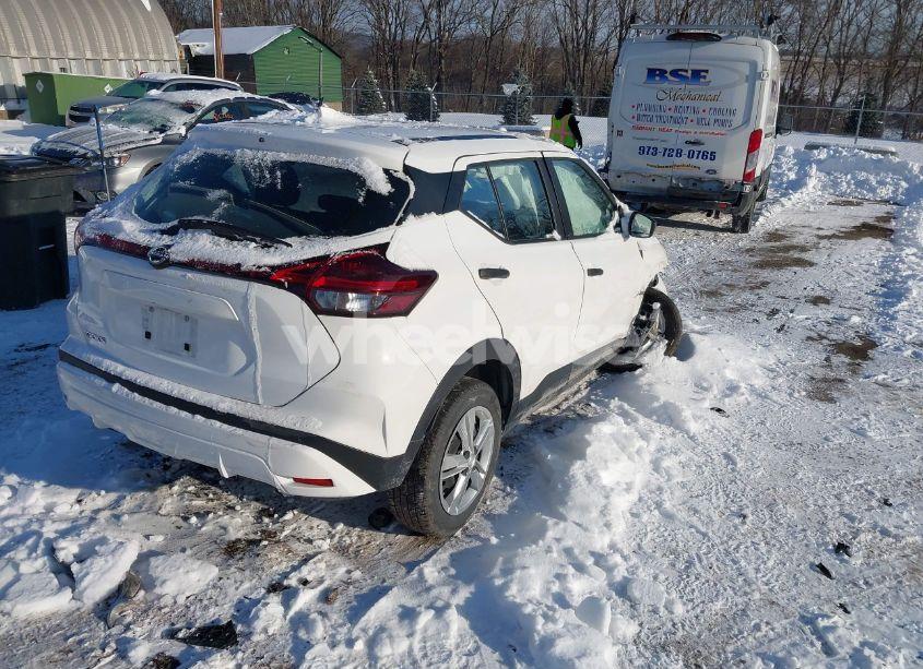 Photo 4 of 2022 Nissan Kicks S XTRONIC CVT (VIN 3N1CP5BV4NL527471)