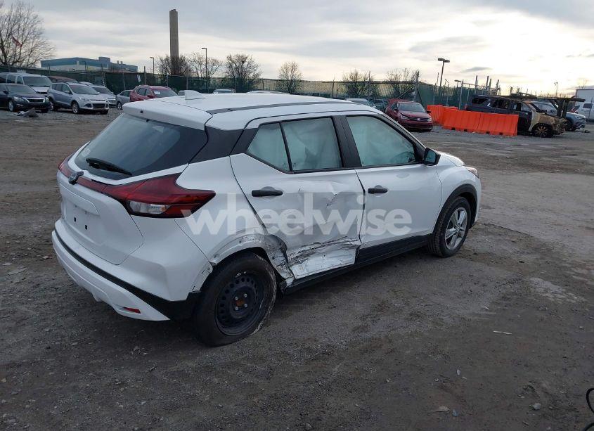 Photo 4 of 2024 Nissan Kicks S XTRONIC CVT (VIN 3N1CP5BV4RL494798)