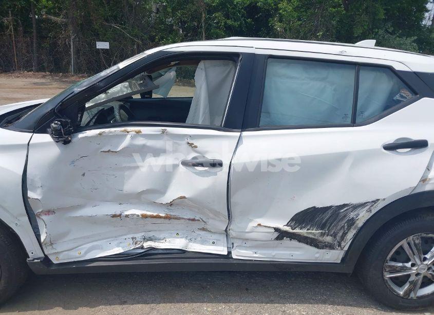 Photo 14 of 2024 Nissan Kicks S XTRONIC CVT (VIN 3N1CP5BV4RL541036)