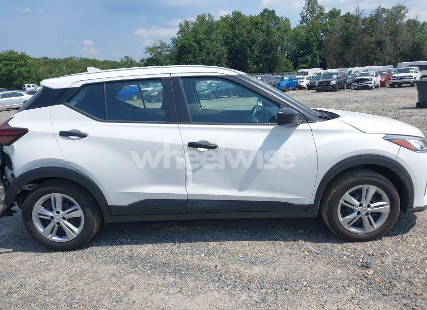 Photo 13 of 2024 Nissan Kicks S XTRONIC CVT (VIN 3N1CP5BV4RL545989)