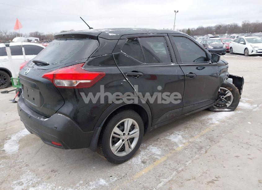 Photo 4 of 2020 Nissan Kicks S XTRONIC CVT (VIN 3N1CP5BV5LL483994)