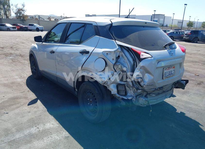 Photo 3 of 2020 Nissan Kicks S XTRONIC CVT (VIN 3N1CP5BV5LL518629)