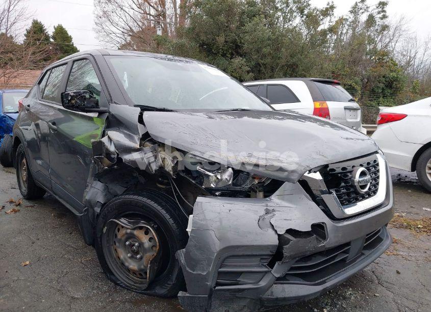 2020 Nissan Kicks S XTRONIC CVT (VIN 3N1CP5BV5LL546883) main photo