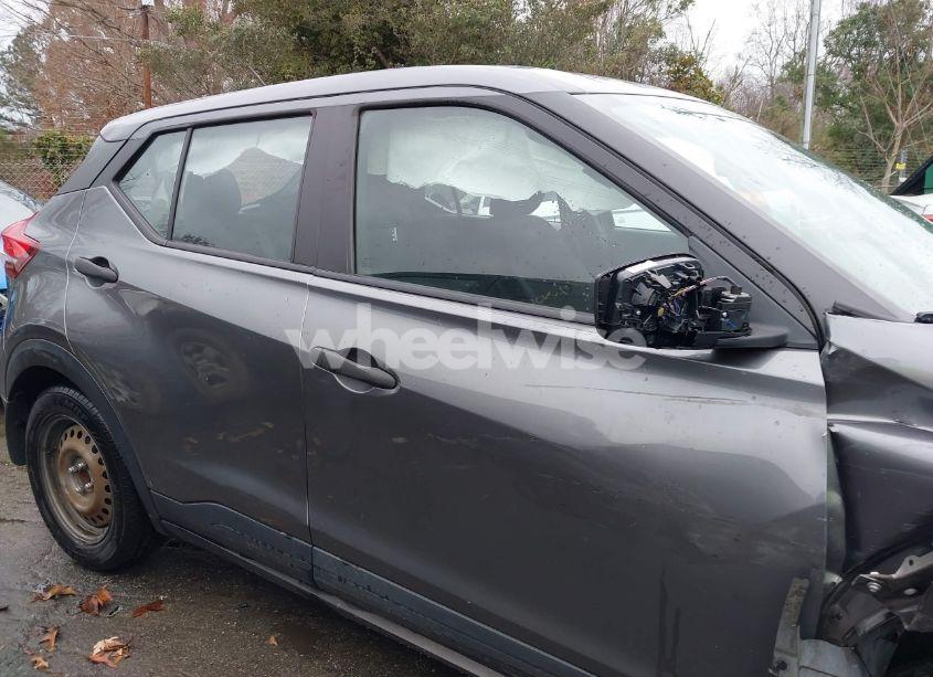 Photo 12 of 2020 Nissan Kicks S XTRONIC CVT (VIN 3N1CP5BV5LL546883)