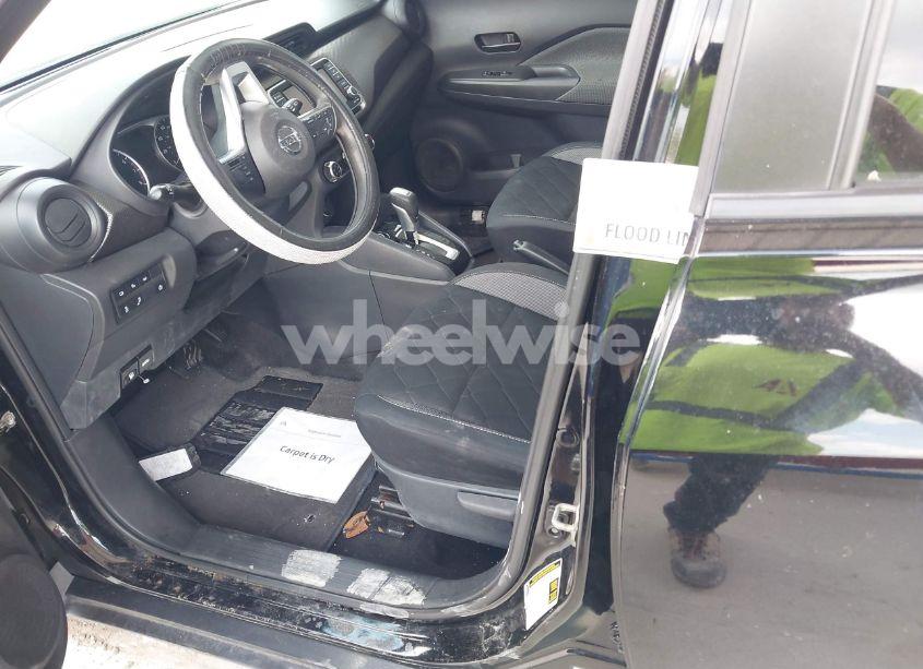 Photo 12 of 2020 Nissan Kicks S XTRONIC CVT (VIN 3N1CP5BV5LL551291)