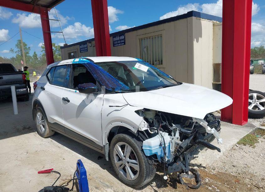 2020 Nissan Kicks S XTRONIC CVT (VIN 3N1CP5BV5LL557298) main photo