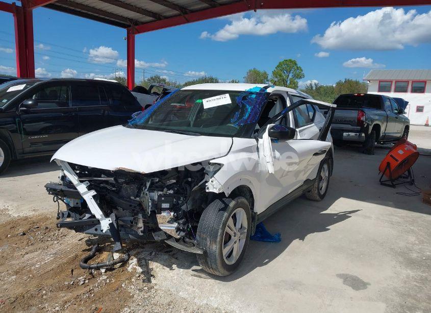 Photo 2 of 2020 Nissan Kicks S XTRONIC CVT (VIN 3N1CP5BV5LL557298)