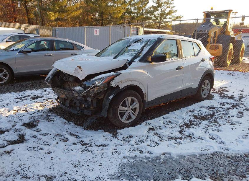 Photo 2 of 2021 Nissan Kicks S XTRONIC CVT (VIN 3N1CP5BV5ML468168)