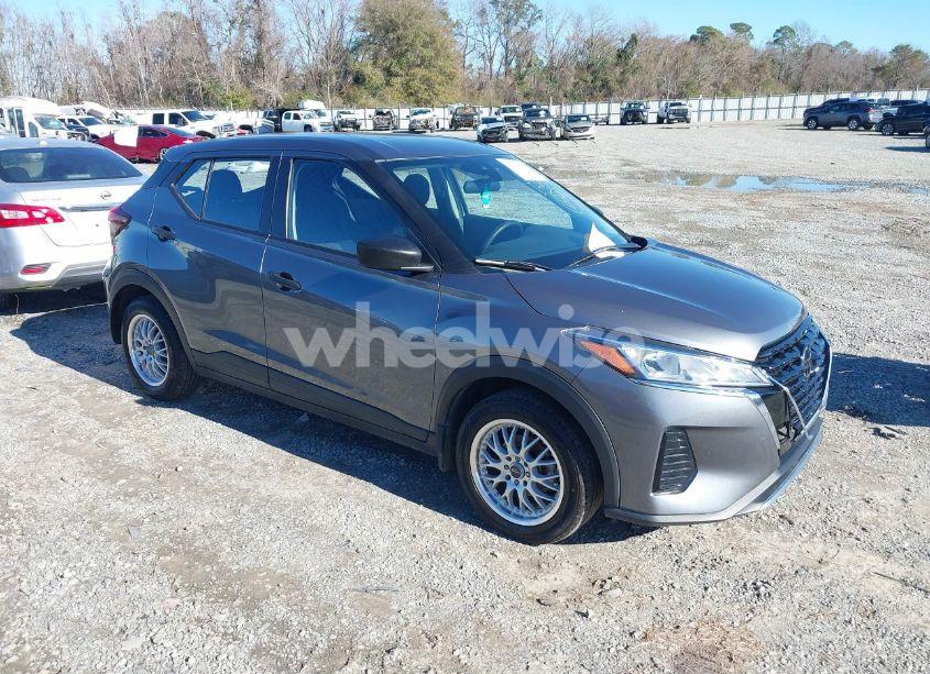 2021 Nissan Kicks S XTRONIC CVT (VIN 3N1CP5BV5ML483561) main photo