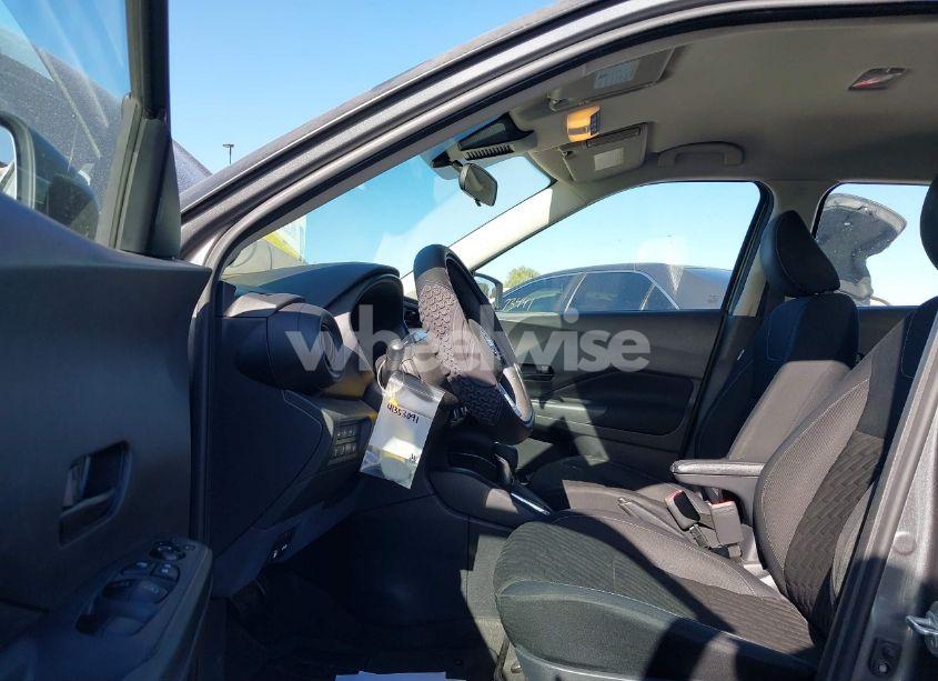 Photo 5 of 2021 Nissan Kicks S XTRONIC CVT (VIN 3N1CP5BV5ML564348)