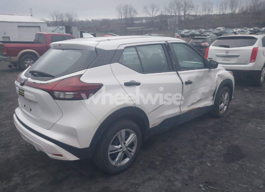 Photo 4 of 2022 Nissan Kicks S XTRONIC CVT (VIN 3N1CP5BV5NL528712)