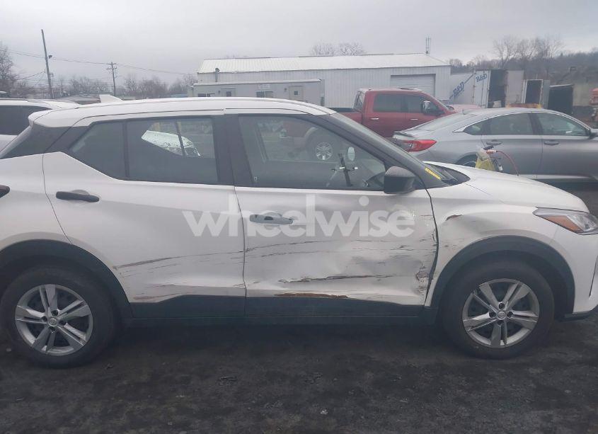 Photo 6 of 2022 Nissan Kicks S XTRONIC CVT (VIN 3N1CP5BV5NL528712)