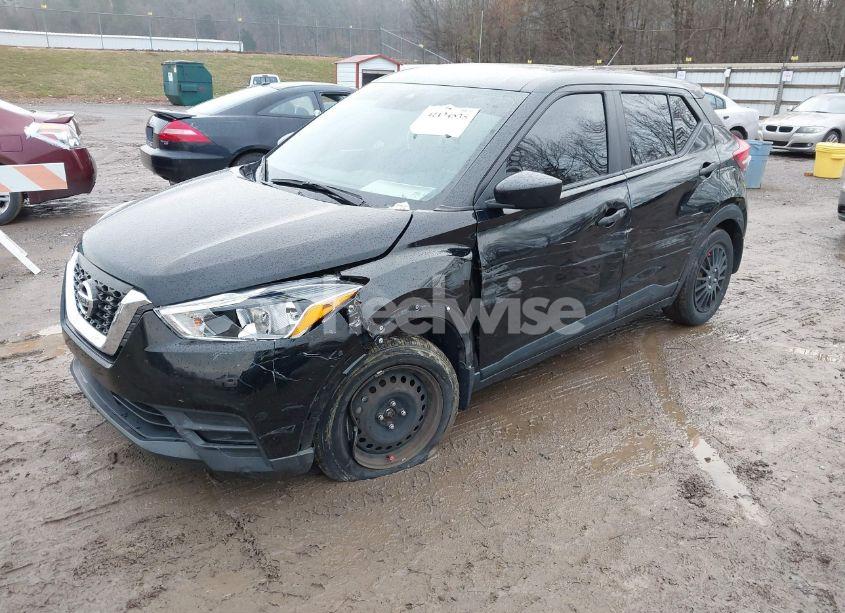 Photo 2 of 2020 Nissan Kicks S XTRONIC CVT (VIN 3N1CP5BV6LL541966)